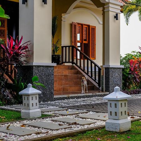 Villa Mata Hari Panji 외부 사진