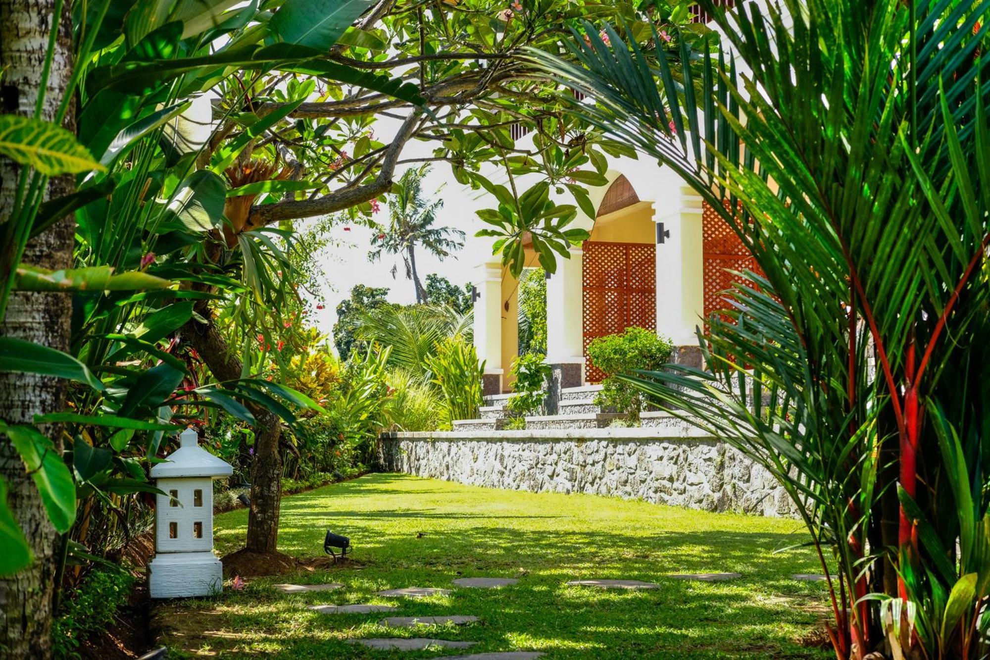 Villa Mata Hari Panji 외부 사진